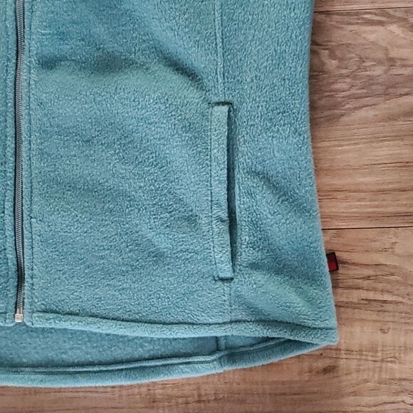 Woolrich | Fleece Vest  - Picture 3 of 7